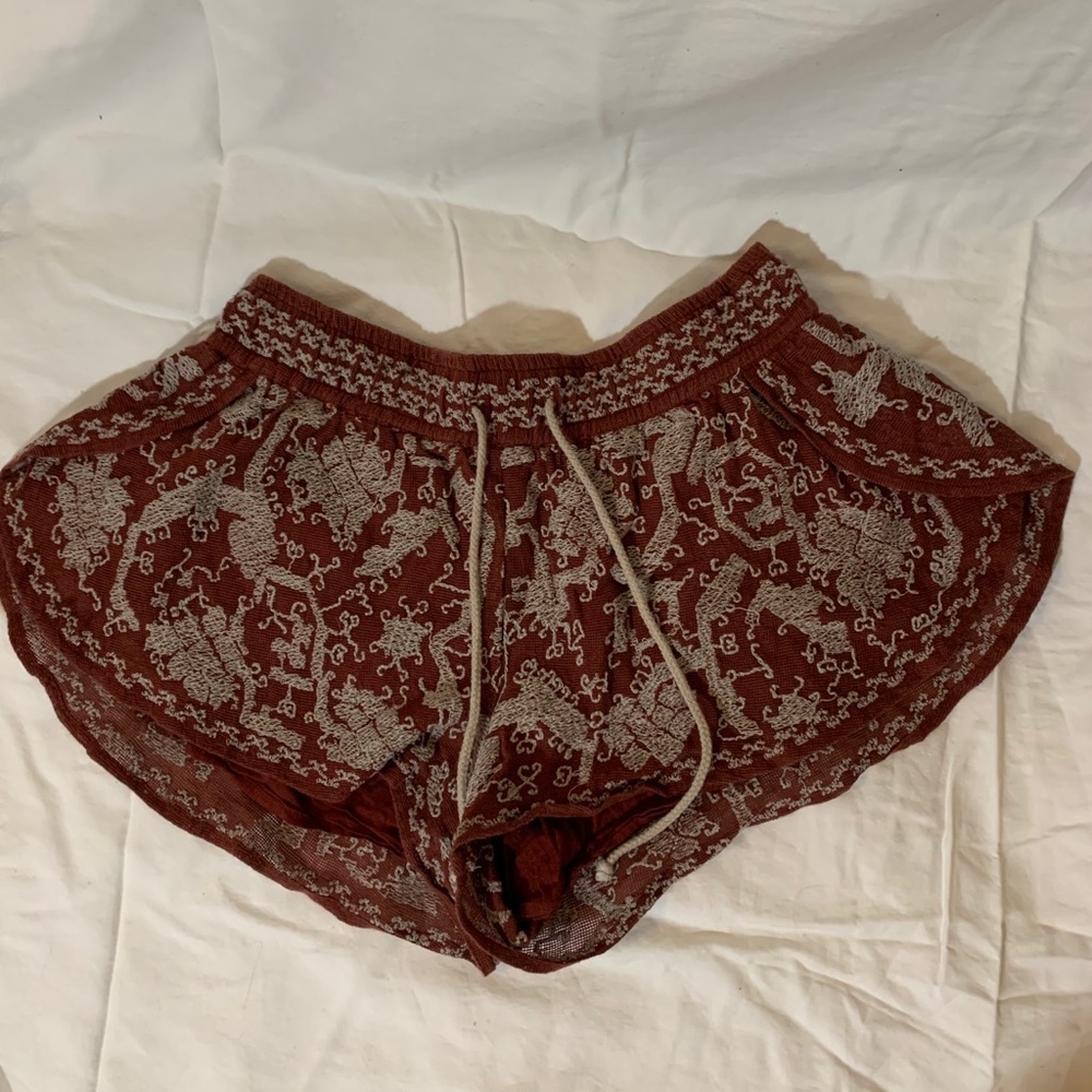 Flowey shorts!